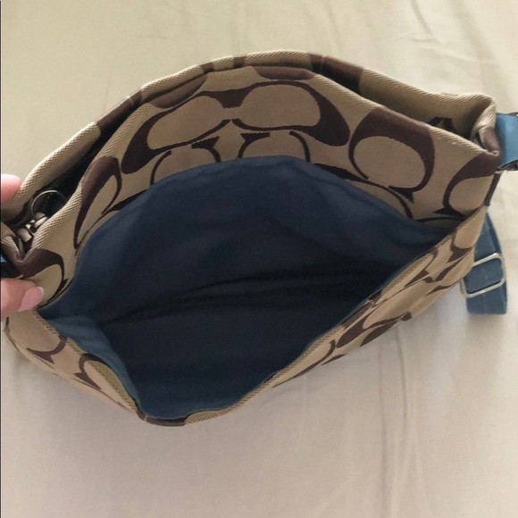 Coach Powder Blue Crossbody Bag - Picture 3 of 4